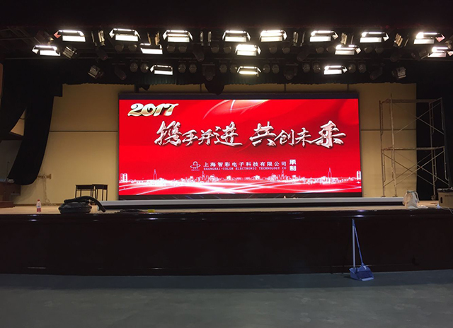 上海諾美國際學校室內LED顯示屏由智彩科技定制、安裝